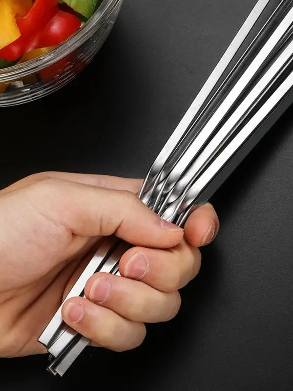 ステンレスバーベキュー本【羊肉串焼き専用・極薄デザイン】の実用性と使い方