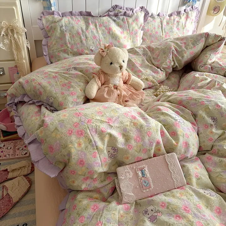 フラワープリントの泡芙棉製ベッドカバー【フレンチスタイル・レーストリム・四季対応】（セットアップ対応）