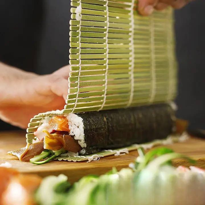 青皮寿司マット【竹製・紫菜巻き用・巻き寿司ツール】（セットアップ対応）