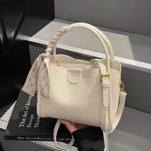 トレンドの手提げバケットバッグ【ファッション・シンプル・ショルダーバッグ・通勤用】