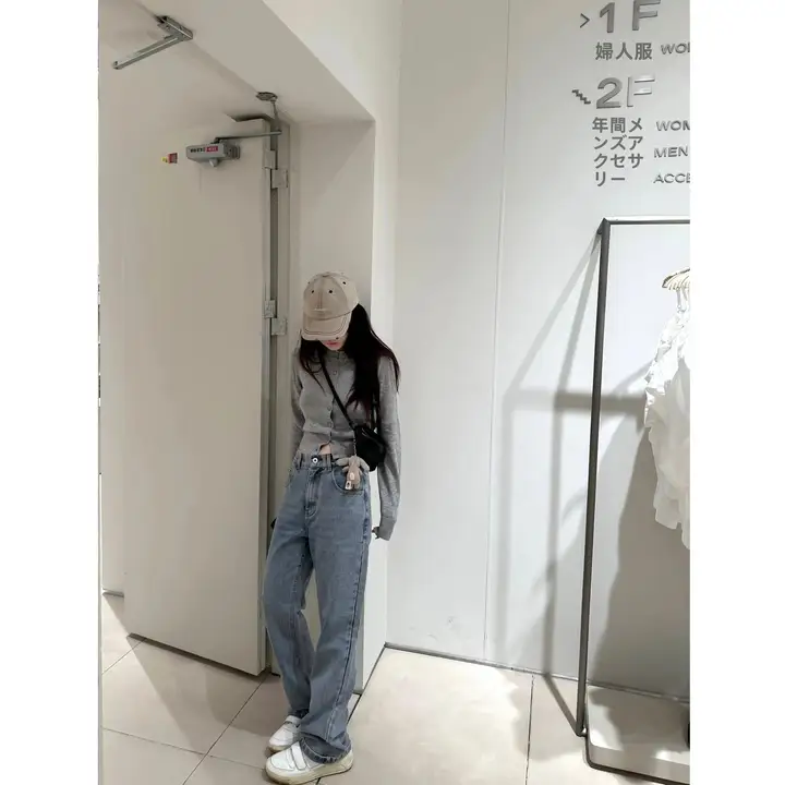 クラシックなストレートカット女性用春のルーズデニムパンツ【ヴィンテージスタイル・春夏用】