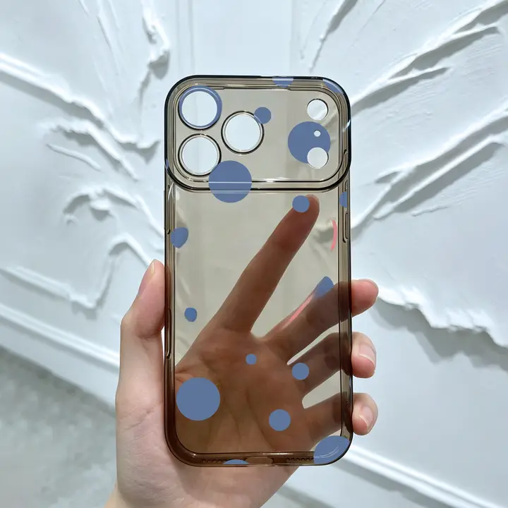 シンプルなハートドットデザインのスマートフォンケース【iPhone用・柔らかい素材対応】