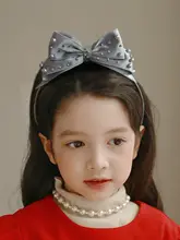 華やかなデザインの子供用リボンヘアバンド【手作り・パール付き・プリンセス風】