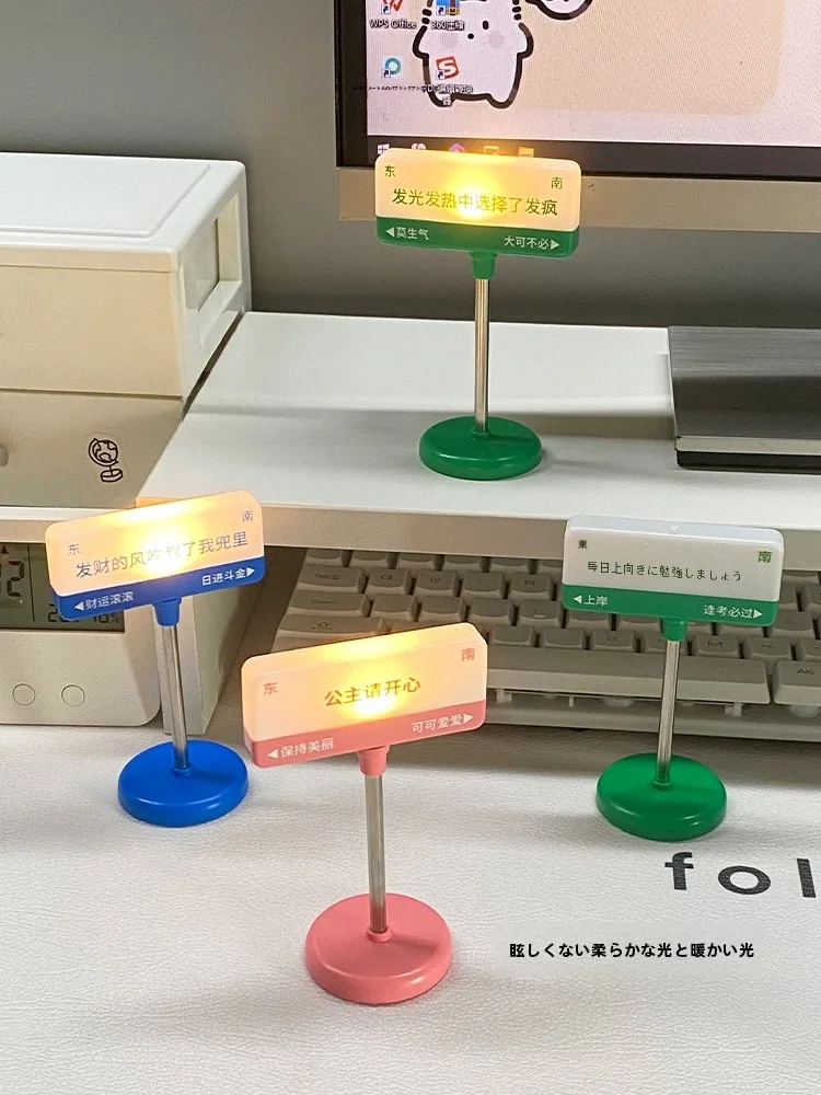 Wi-Fi ポスター おしゃれ と ウェルカムボード ユニーク の違いは？デスクに置く発光サインボードが解決するリアルな悩み