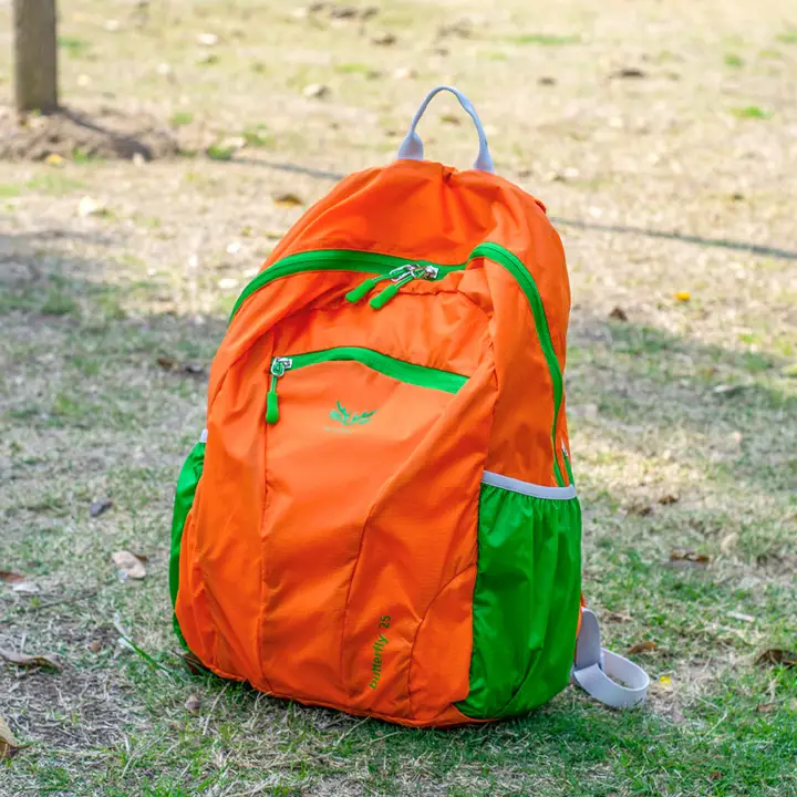 超軽量アウトドアリュック【女性用・折りたたみ・スポーツ・登山・旅行用】