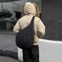 トートバッグ ショルダー 斜め掛け ユニセックス 大容量 ヴィンテージ クラウドバッグ おしゃれ ユニーク 「YUEN」