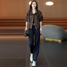 おしゃれなショートジャケット【小柄向け・立ち襟・スタイリッシュなデザイン】