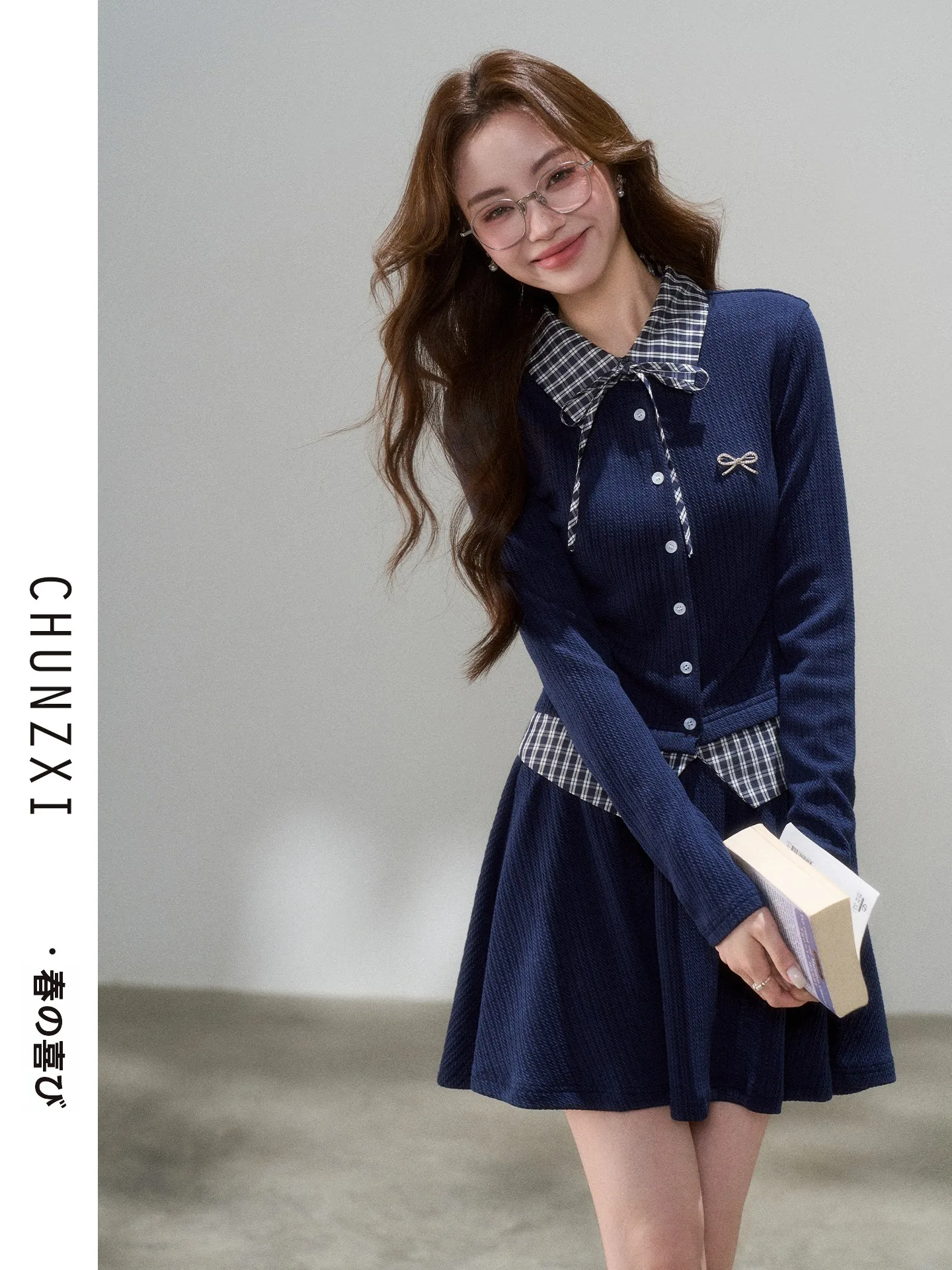 Y2Kファッションの定番アイテムとしての学院風ニットワンピースセットアップとは