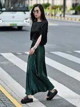 サテン風の落ち感が美しいフィッシュテールスカート【ミディ丈・優雅なデザイン・秋用】（セットアップ対応）