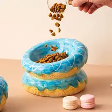 かわいいドーナツ型陶器製キャットボウル【高脚・猫用食器・防倒れ設計】