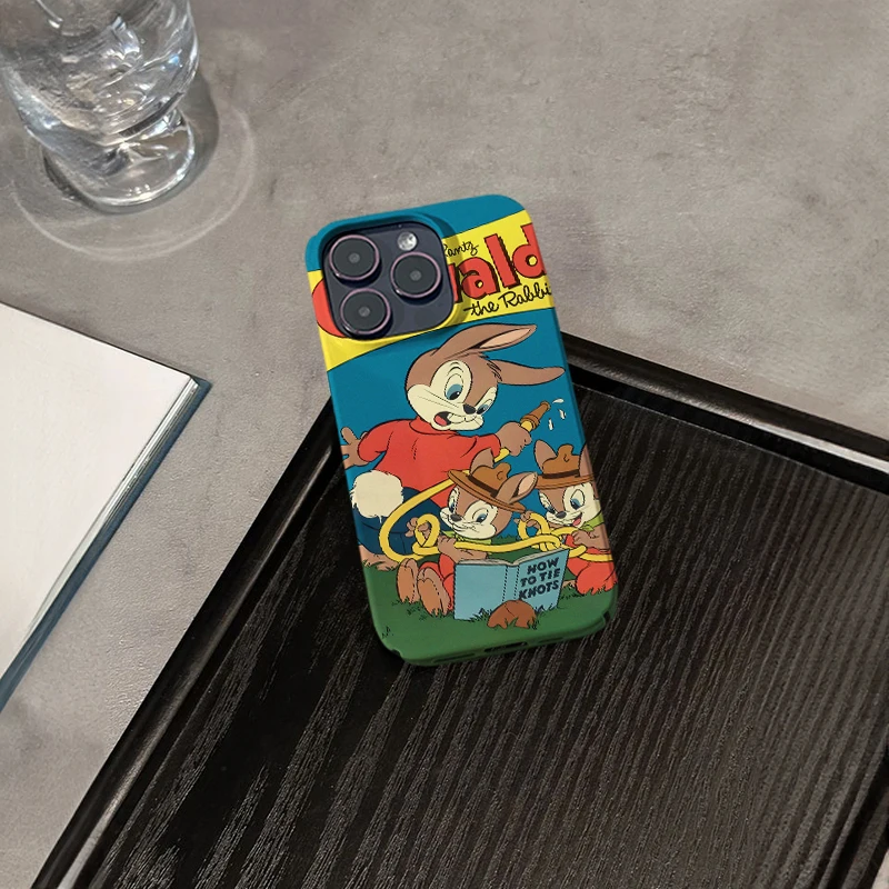 iPhoneケース うさぎ：可愛いレトロ風マグネット式ソフトケースの実用性と選定ガイド