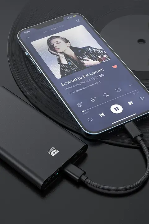 Type-CからLightningへのスマホ接続ケーブル【小型・非常に便利】
