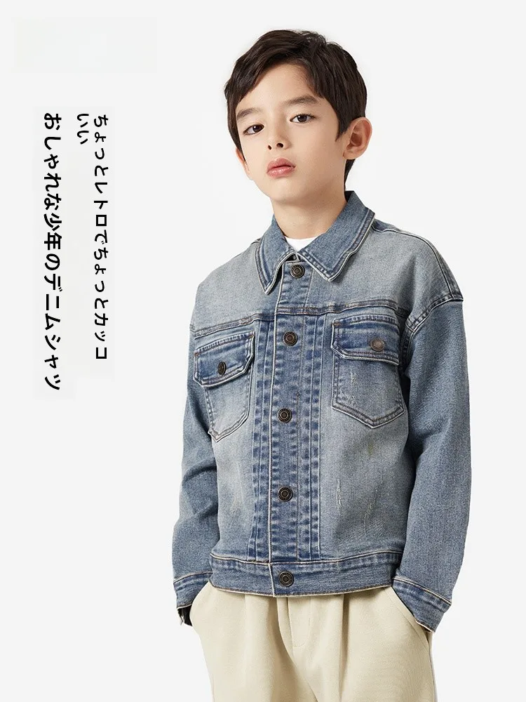 4歳の男の子にぴったりの服のサイズは？デニムジャケットで解決するリアルな選び方