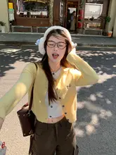 女子用 ニットカーディガン【リボン付き・イエロー・カレッジスタイル・重ね着風デザイン】