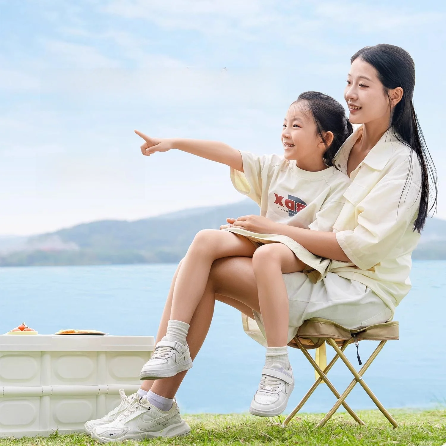 屋外用椅子を選ぶときに迷うのは、本当に素材の違いなのか？