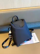 シンプルなデザインの防水リュックサック【軽量・通勤・牛津布製・スクエア型】