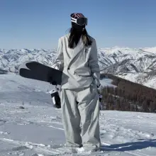 防寒性に優れた滑雪服【防水・防風・透湿・上下セットアップ対応】