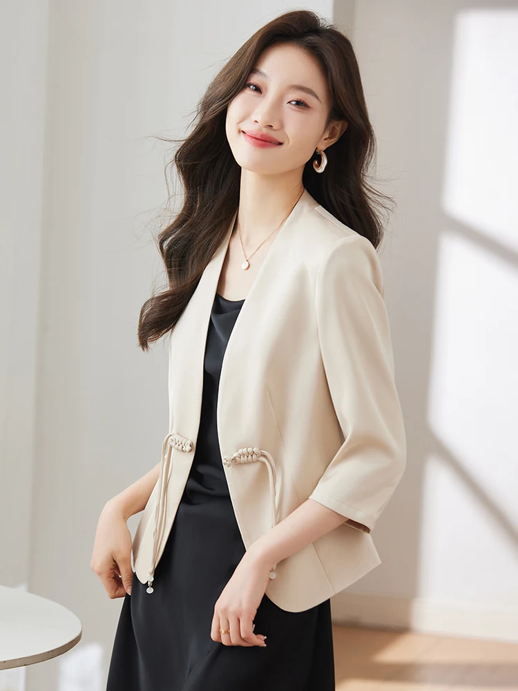 大人可愛い服 50代コーデの完全ガイド｜色・柄・スタイルのバランス術