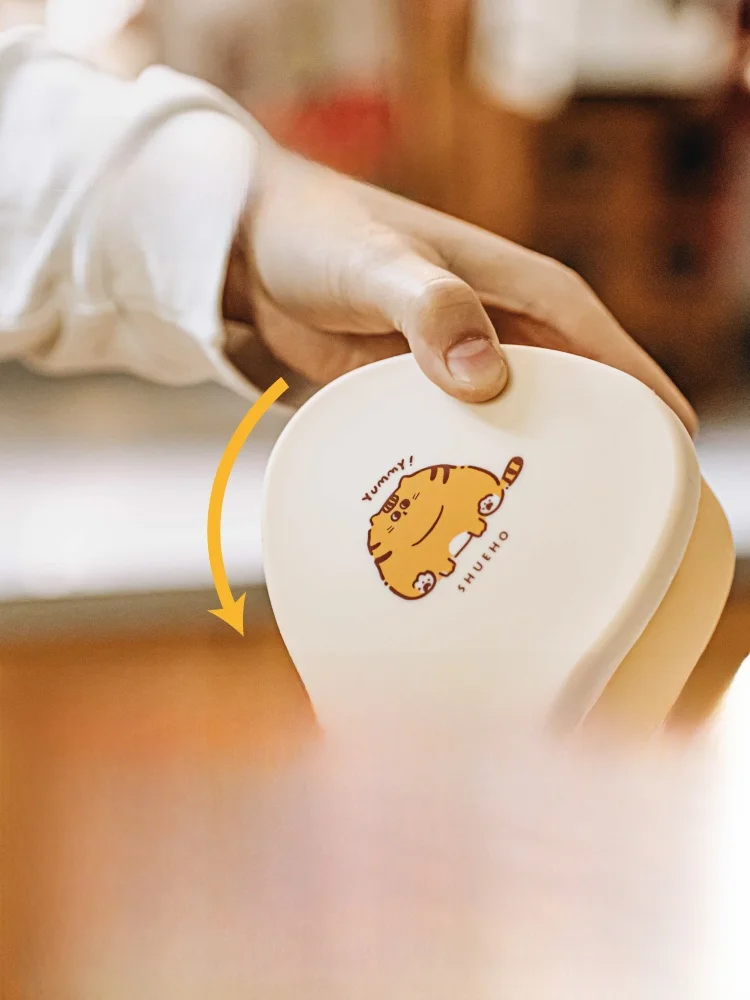 シリコンカップ お弁当：学生・通勤向けの軽量携帯型食器の実用性と限界