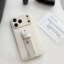 スマホケース iPhone 15 16 17 18 Pro Max 対応 ストラップ付き 精密カット ホワイト リザード型押し スタッド シンプル 上品 ヴィンテージ