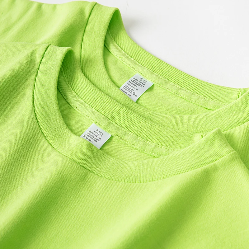 「tシャツ お揃い カップル おすすめ」は、この薄緑色のコットンTシャツが答えなのではないか？
