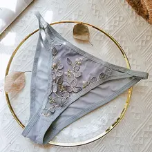 フレンチレトロデザインのレース刺繍ブラジャー【ソフトワイヤー・美体形成・ウエストシェイプ】（セットアップ対応）