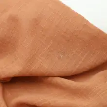 極上の柔らかさで透け感のあるオレンジ色竹節リネン生地【古風デザイン・DIY用】