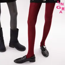 クリスマスレッドの連パンストッキング【女性用・秋冬・体型カバー・おしゃれ】