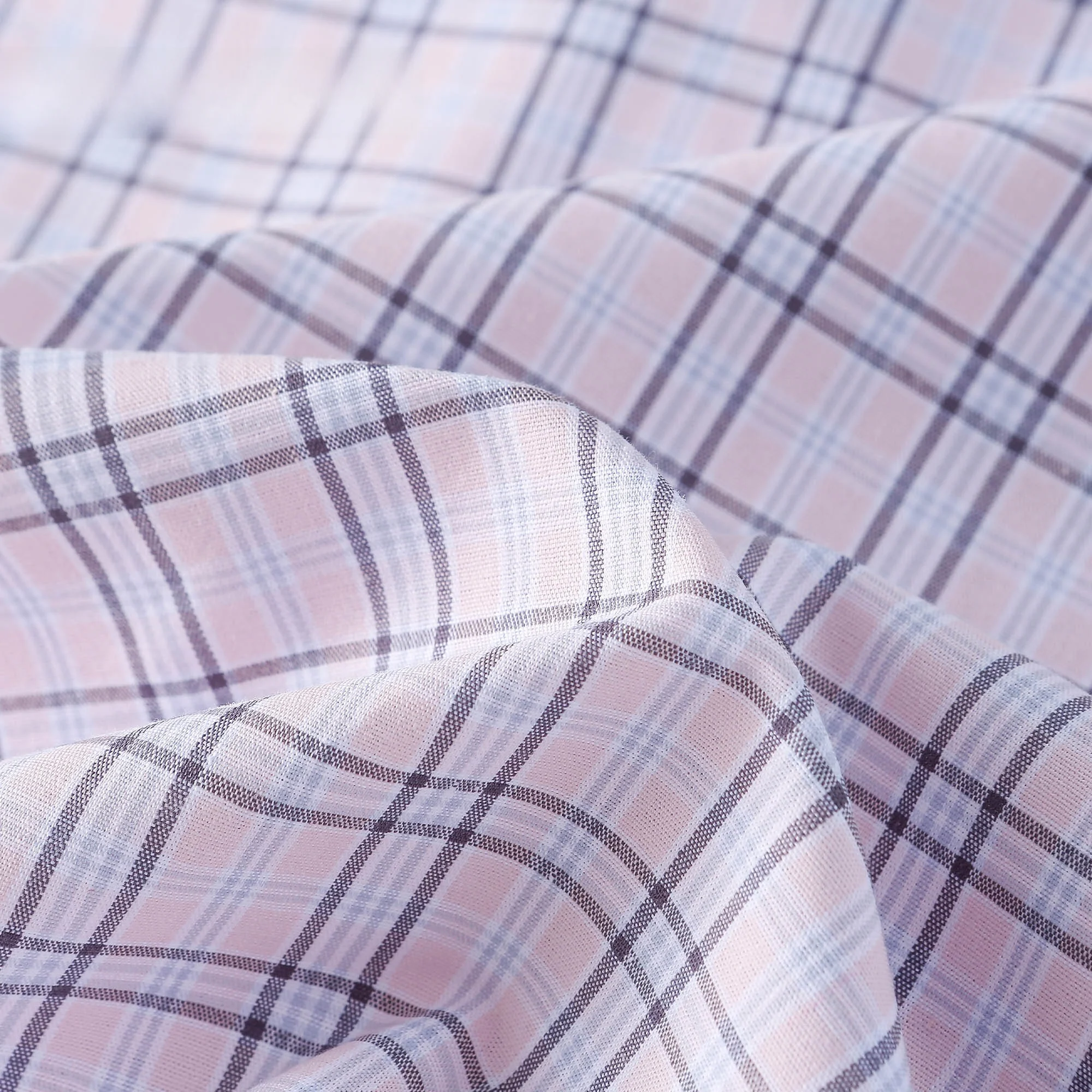 小学生女子の夏にぴったりな服は、  本当に「学院風」が勝る？