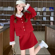おしゃれなデザイン！レディース赤色木耳フリルトップスとパンツ【秋季用・ファッショナブル】（セットアップ対応）