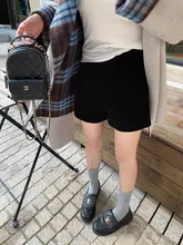 高腰コーデュロイワイドレッグショートパンツ【秋冬用・極上の柔らかさ・ウエストゴム】