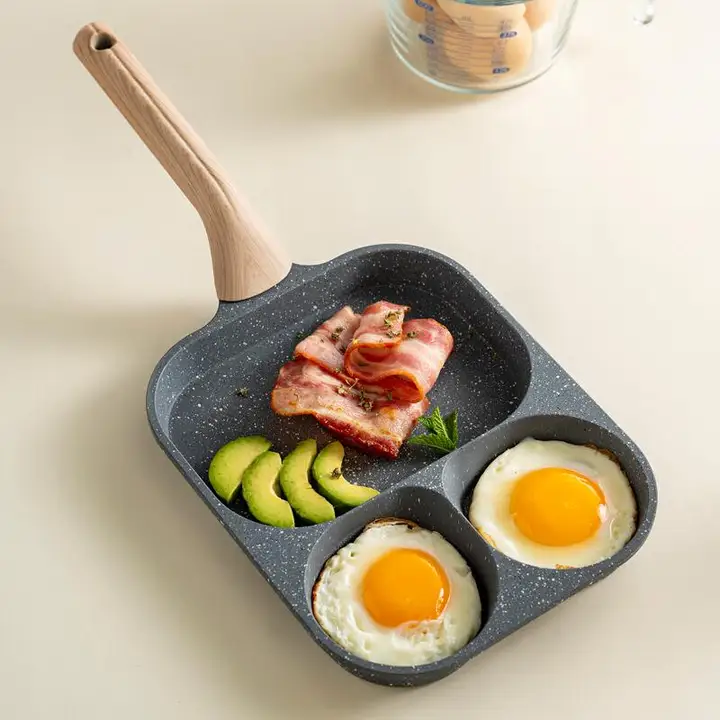 麦飯石製三孔卵焼き器【ノンスティック・平底・四格】