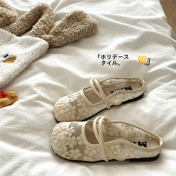 フラワー＆アリス！フレンチスタイルの柔らかいレディース平底透かしデザインサンダル【夏用・通気性・包頭型】
