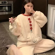 秋冬用コレクション！珊瑚絨の厚手ルームウェア【可愛いアニマルデザイン・フィット・大きいサイズ・外出可能】（セットアップ対応）