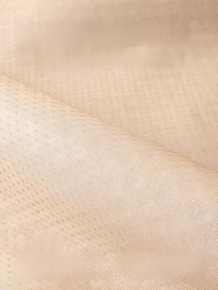 おしゃれなフレンチスタイルの涼感ソファクッションで部屋を快適にする