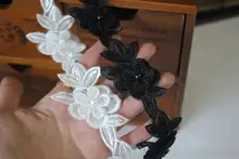 ハンドメイドウエディングドレス用花飾り【ボリューム感あるレース・ビーズ付き・ブーケ用】