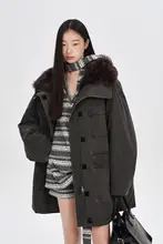 冬の厚手ダウンコート【フード付き・リアルファー襟】