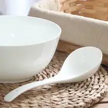 金彩付きの大きな陶器スープスプーン【長柄・家庭用・シンプルデザイン】