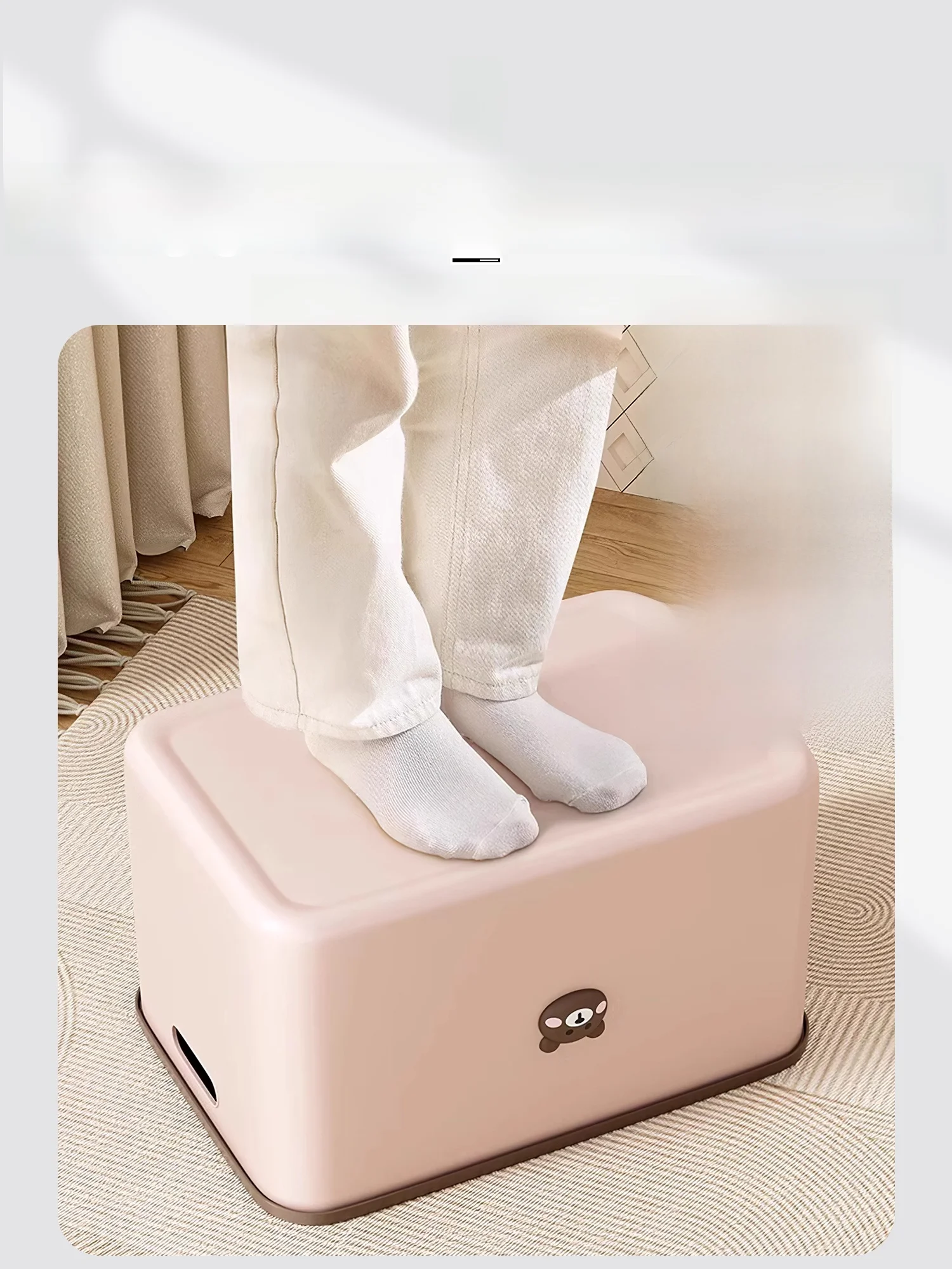 デスク用収納ボックスZ-0008：固定式プラスチックボックスの実用性と空間適応性