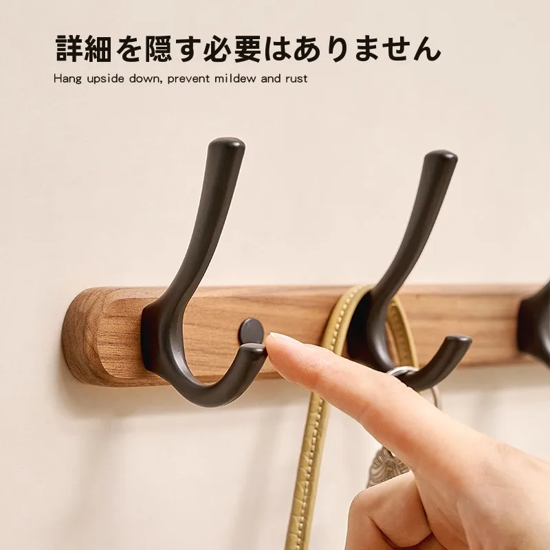 壁に付けられる家具 3連ハンガーをどう選ぶ？実際の暮らしで役立つ選び方と使い方を解説
