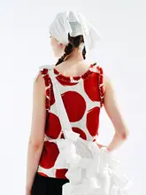 夏用文芸風ドット柄シワ加工赤色フリル付きタンクトップ【ノースリーブ】