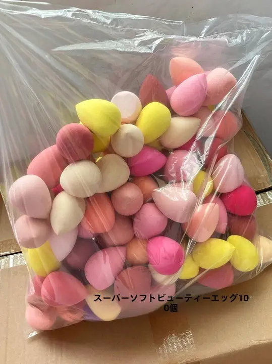 極上の柔らかさのメイクスポンジ【乾湿両用・無垢な肌触り】