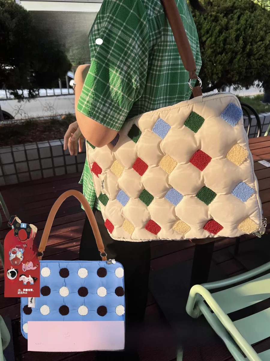 A4が入るバッグで通勤スタイルを変えるには？おすすめのレディースアイテムとは？