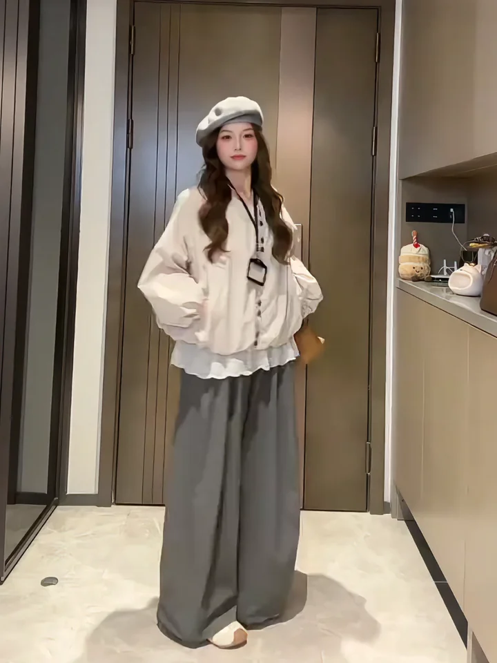 春のトレンド！フラワーコクーンジャケット重ね着レーストリムブラウスとワイドパンツ（セットアップ対応）