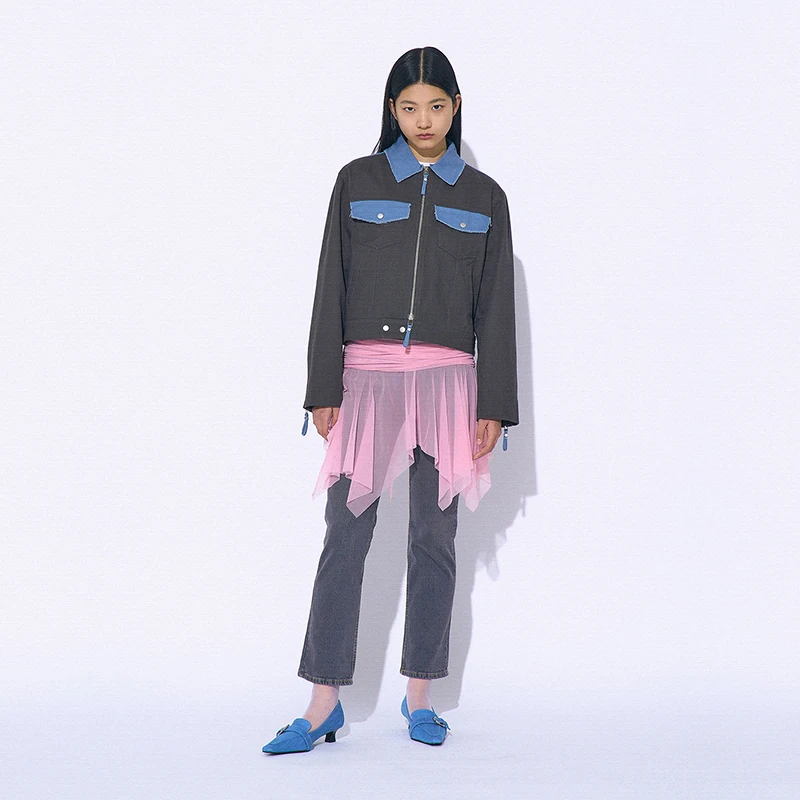 茶色の服を着るなら、どうやって色合わせを決めるべきか？