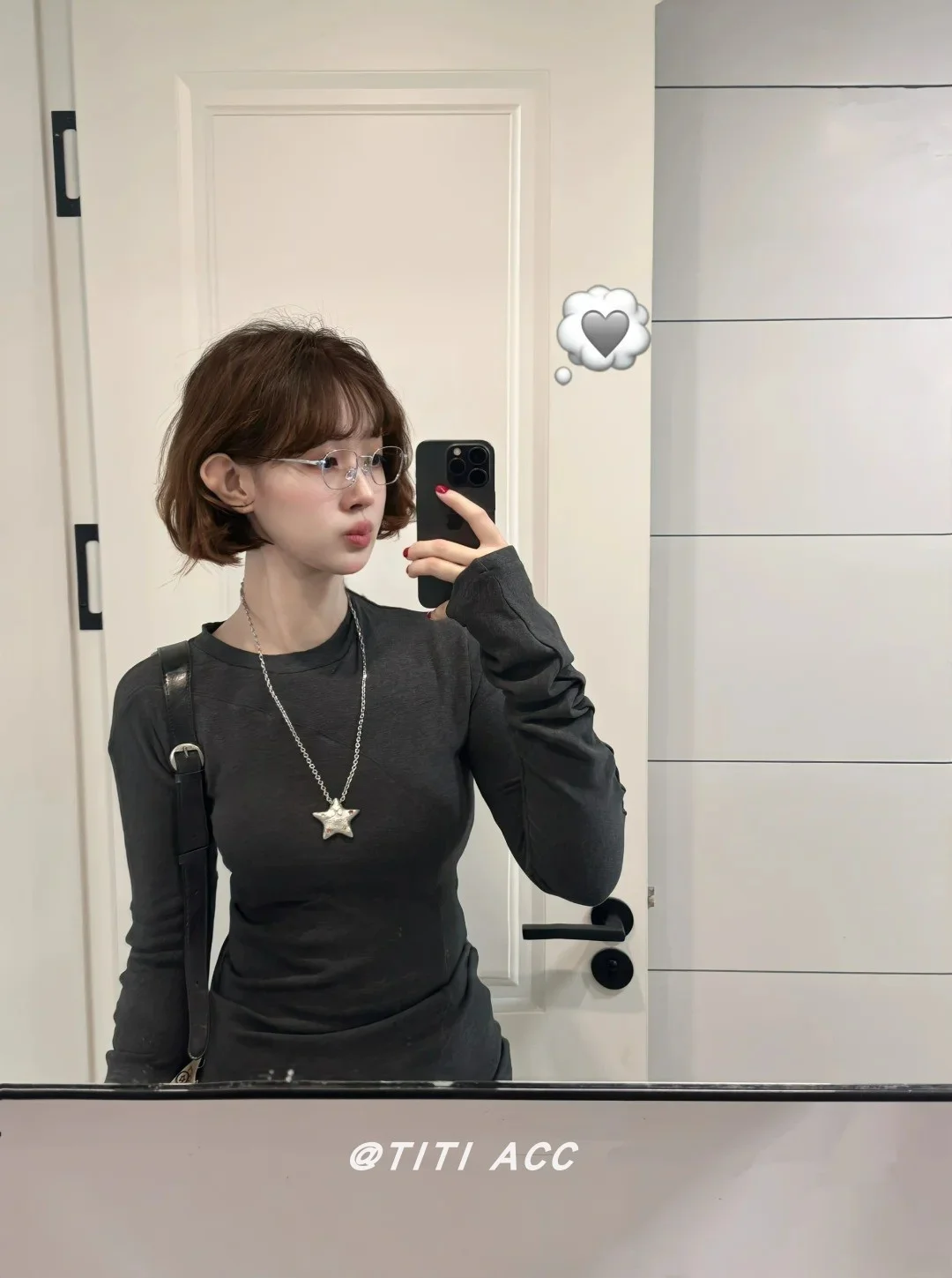 プレゼント用のネックレスを選ぶときに迷うのは、どうやって「かわいい」を表現するか？