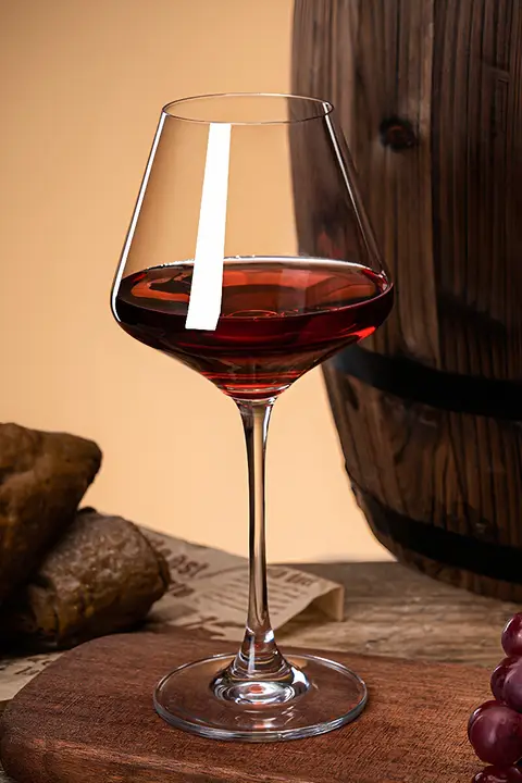 高級クリスタルワイングラスとデキャンタ【欧州風・足付きグラス・家庭用】（セットアップ対応）