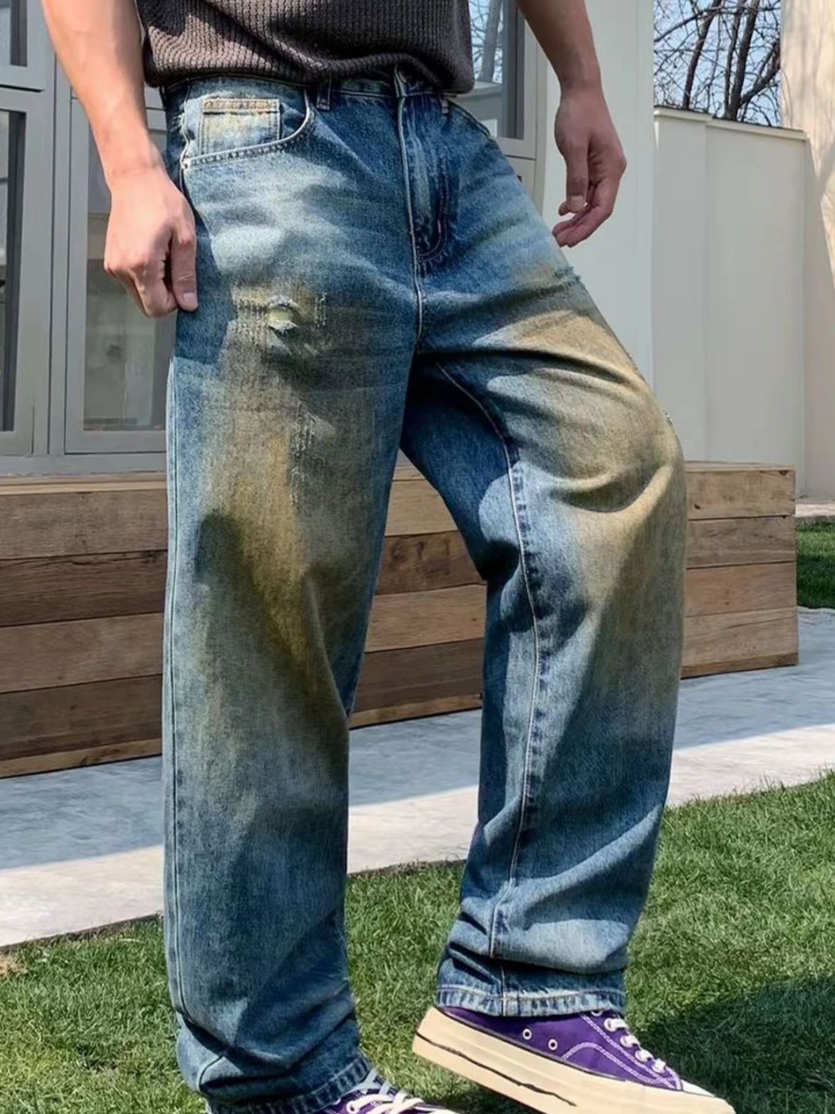40代が着るストリートブランドで迷うなら、このデニムパンツが救いになる？