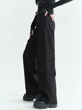 大きなポケットのワークパンツ 女性用 ストレートパンツ ゆったりカジュアルパンツ 無地 ベーシックスタイル