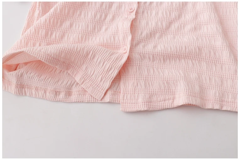 夏の通勤スタイルに悩むあなたへ：tシャツ 形 がきれいになるコツは？